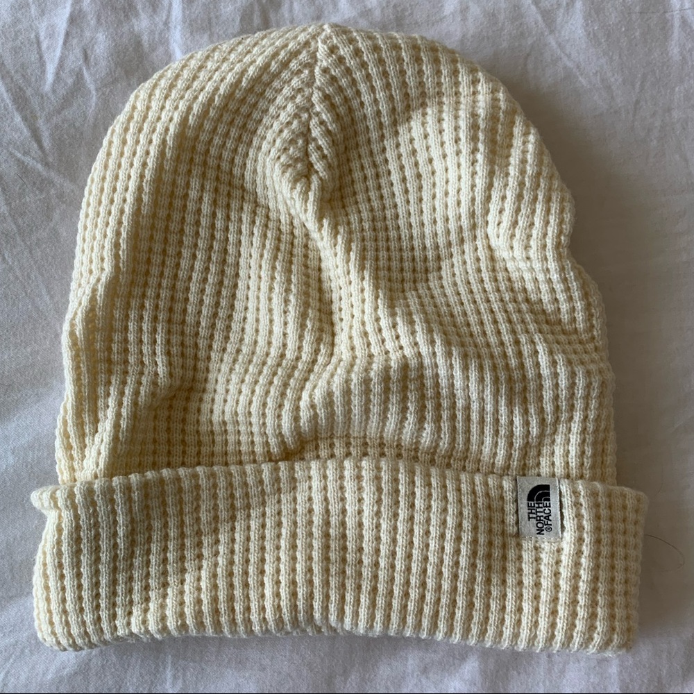 Knit North Face beanie